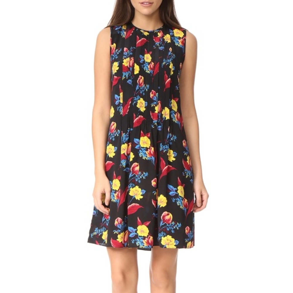 Diane Von Furstenberg 100% Silk Floral Sleeveless Pintuck Dress